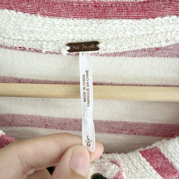 Free People Red and White Striped Full Zip Long Sleeves Jacket Size Large O514 - Picture 3 of 4